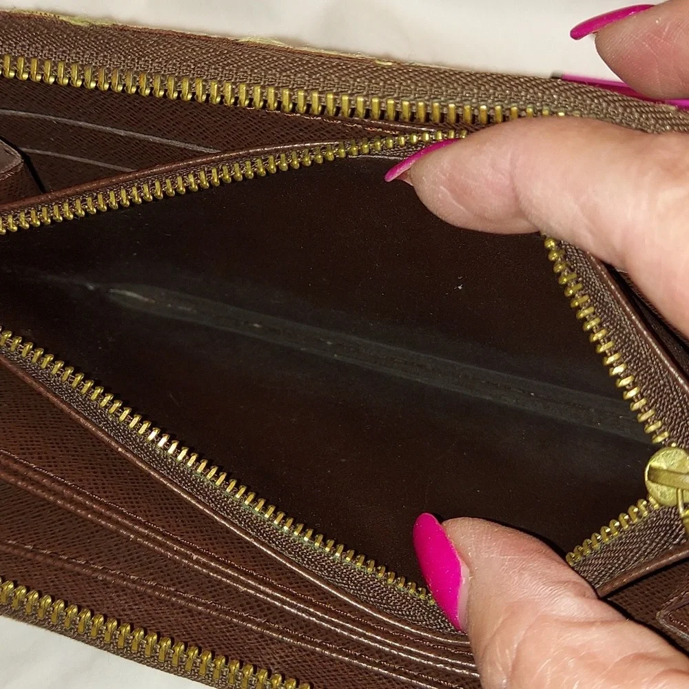 Authentic Louis Vuitton Brown Denim Min Lin Long Zippy wallet